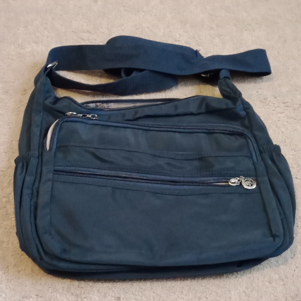 NoTag Waterproof Crossbody Bag